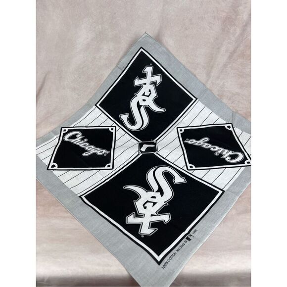 Vintage White Sox Bandanna Baseball - Picture 1 of 4